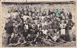Сиромашни ученици средњих школа на курсу у Јалији*